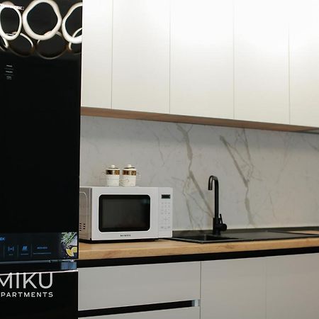 Miku Apartment - Glamorous 1Bedroom Apartment At Olympic Residence Тирана Екстериор снимка